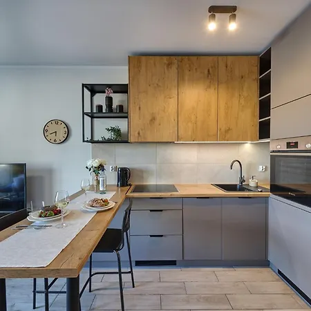 Urban Chic - Center - One Bedroom - Opolska Apartment