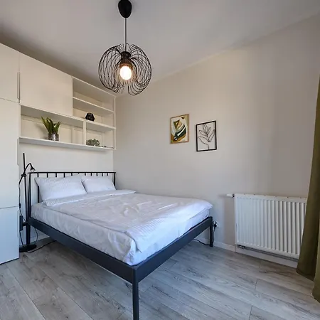 Urban Chic - Center - One Bedroom - Opolska * Katowice