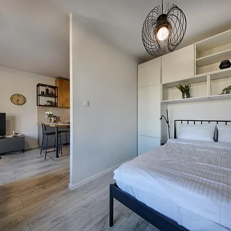 Urban Chic - Center - One Bedroom - Opolska * Katowice