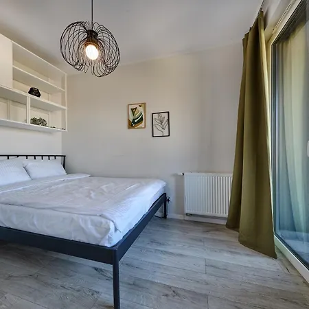 Urban Chic - Center - One Bedroom - Opolska Apartment *