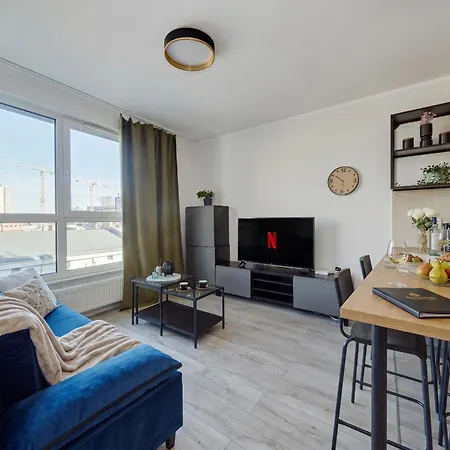 Apartment Urban Chic - Center - One Bedroom - Opolska