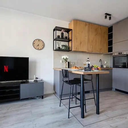 Urban Chic - Center - One Bedroom - Opolska Apartment
