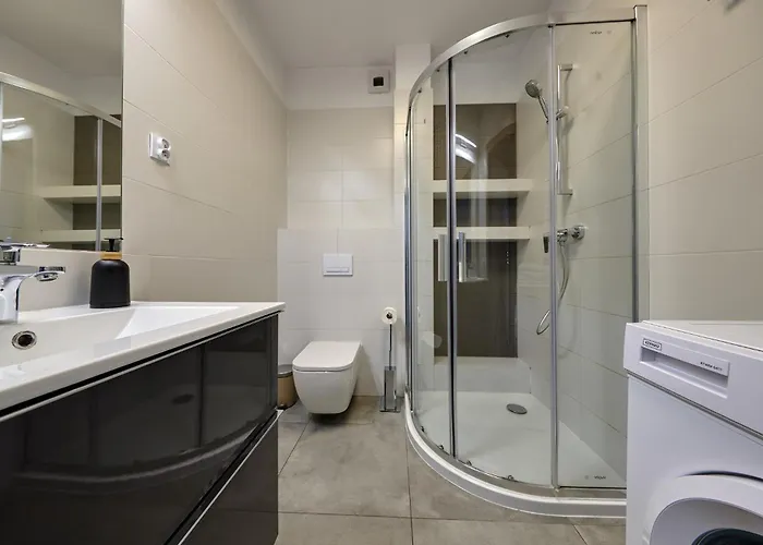 Urban Chic - Center - One Bedroom - Opolska קטוביץ