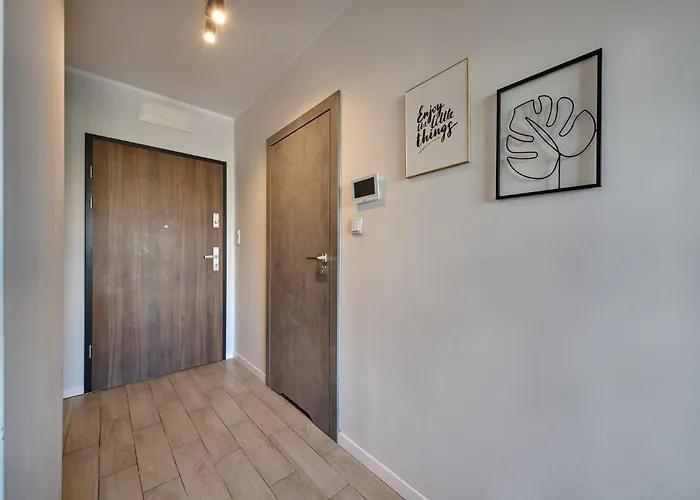 Urban Chic - Center - One Bedroom - Opolska דירה *